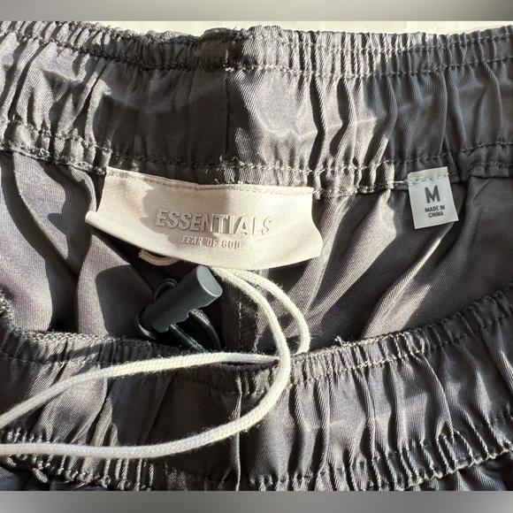 Fear of God Essentials women’s iron black shorts - Picture 4 of 5